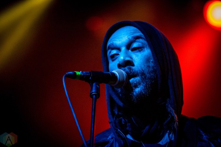She Wants Revenge performs at the Phoenix Concert Theatre in Toronto on December 17, 2016. (Photo: Brendan Albert/Aesthetic Magazine)