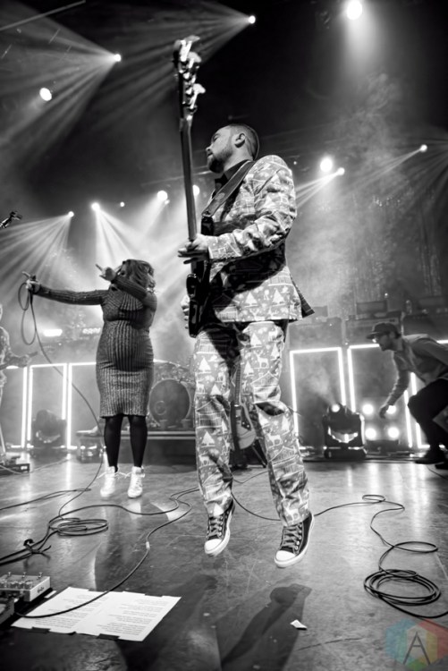 Stars performs at the Danforth Music Hall in Toronto on December 20, 2016. (Photo: Sue Sadzak/Aesthetic Magazine)