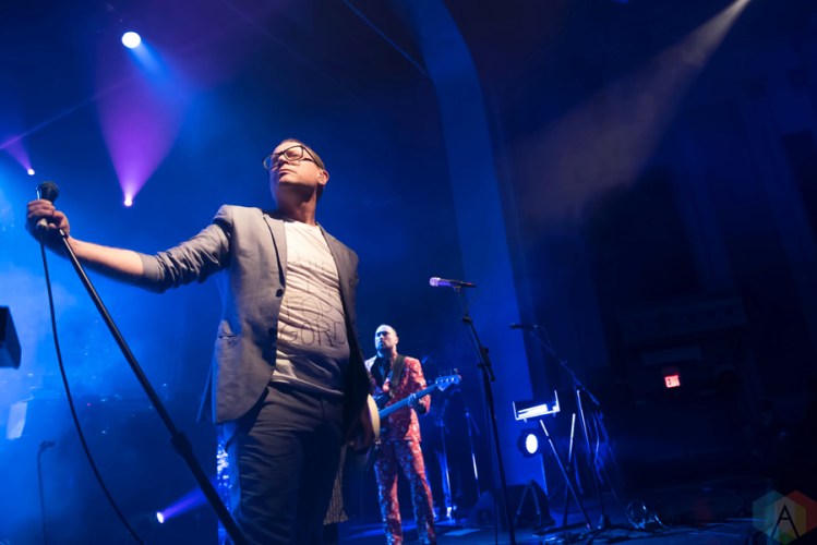 Stars performs at the Danforth Music Hall in Toronto on December 20, 2016. (Photo: Sue Sadzak/Aesthetic Magazine)