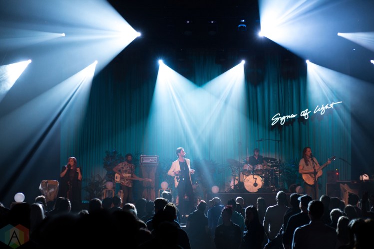 The Head and the Heart performs at Massey Hall in Toronto on November 30, 2016. (Photo: Morgan Hotston/Aesthetic Magazine)