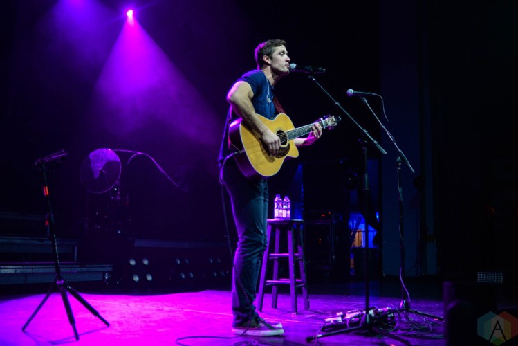 Walker Hayes performs at the Danforth Music Hall in Toronto on December 11, 2016. (Photo: Chloe Thomson/Aesthetic Magazine)
