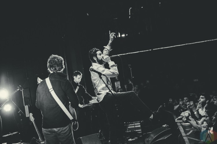 Devendra Banhart performs at the Observatory in Santa Ana, California on January 29, 2017. (Photo: Andrew Gomez/Aesthetic Magazine)