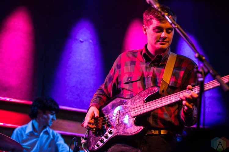 Hoops performs at Schubas Tavern in Chicago on January 11, 2017. (Photo: Brigid Gallagher/Aesthetic Magazine)