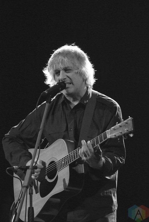 Lee Ranaldo performs at the Great Hall in Toronto on January 14, 2017. (Photo: Dan Fischer/Aesthetic Magazine)