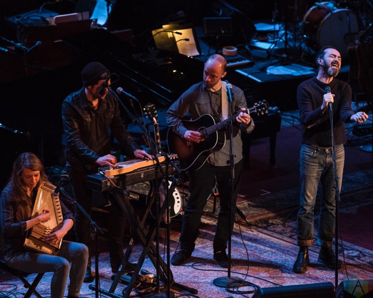 The Shins perform at the Paramount Theatre in Seattle on January 7, 2017. (Photo: Kevin Tosh/Aesthetic Magazine)