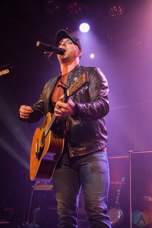 Tim Hicks performs at the Commodore Ballroom in Vancouver on January 7, 2017. (Photo: Emily Chin/Aesthetic Magazine)
