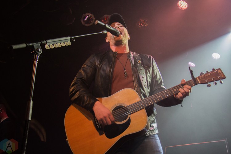 Tim Hicks performs at the Commodore Ballroom in Vancouver on January 7, 2017. (Photo: Emily Chin/Aesthetic Magazine)