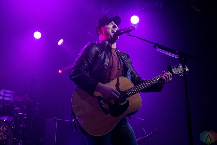 Tim Hicks performs at the Commodore Ballroom in Vancouver on January 7, 2017. (Photo: Emily Chin/Aesthetic Magazine)