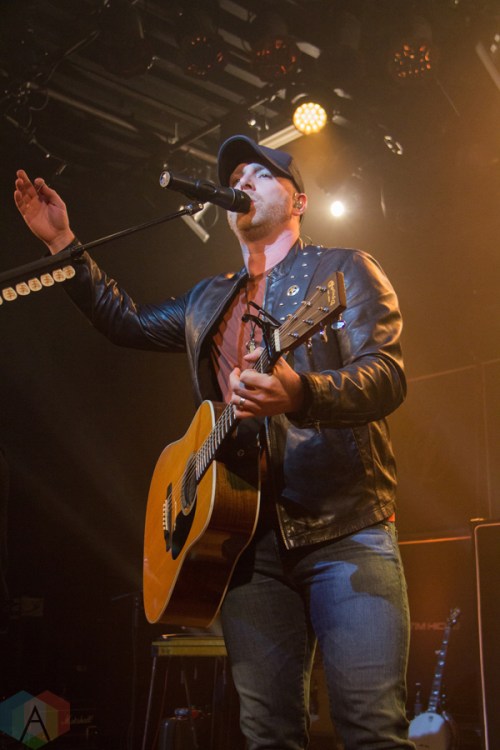 Tim Hicks performs at the Commodore Ballroom in Vancouver on January 7, 2017. (Photo: Emily Chin/Aesthetic Magazine)