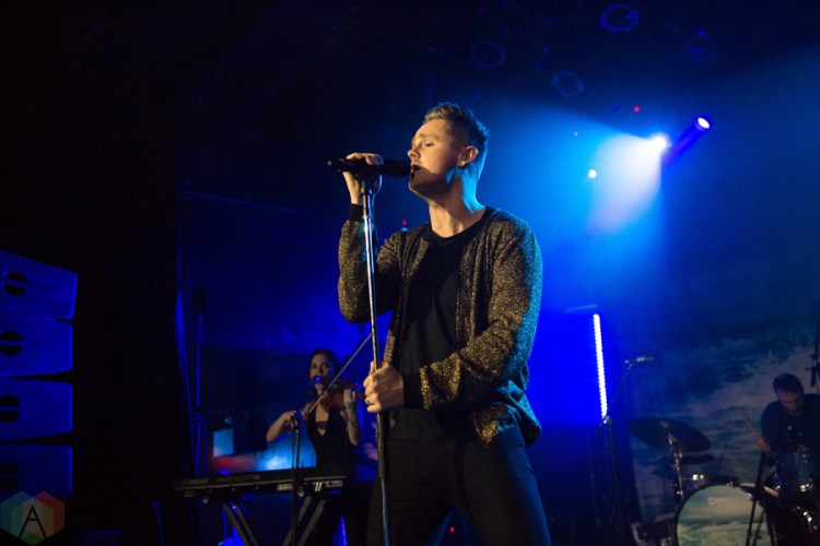 Tom Chaplin performs at the Mod Club in Toronto on January 24, 2017. (Photo: Brendan Albert/Aesthetic Magazine)