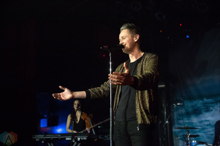Tom Chaplin performs at the Mod Club in Toronto on January 24, 2017. (Photo: Brendan Albert/Aesthetic Magazine)