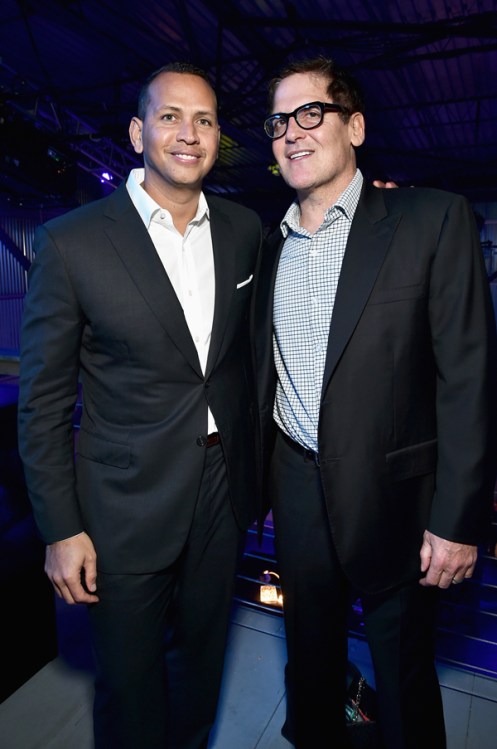 Alex Rodriguez (L) and Mark Cuban attend the 2017 DIRECTV NOW Super Saturday Night Concert at Club Nomadic on February 4, 2017 in Houston, Texas. (Photo: Mike Coppola/Getty)