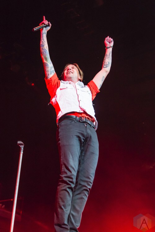 Billy Talent performs at the Air Canada Centre in Toronto on February 27, 2017. (Photo: Dale Benvenuto/Aesthetic Magazine)
