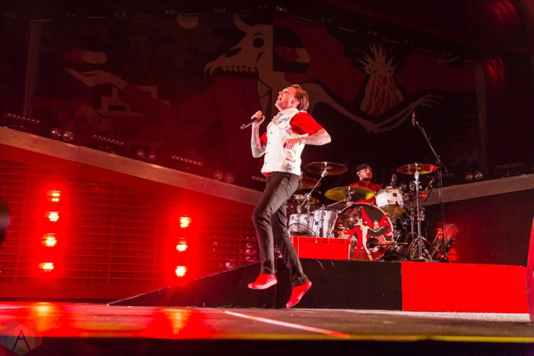 Billy Talent performs at the Air Canada Centre in Toronto on February 27, 2017. (Photo: Dale Benvenuto/Aesthetic Magazine)