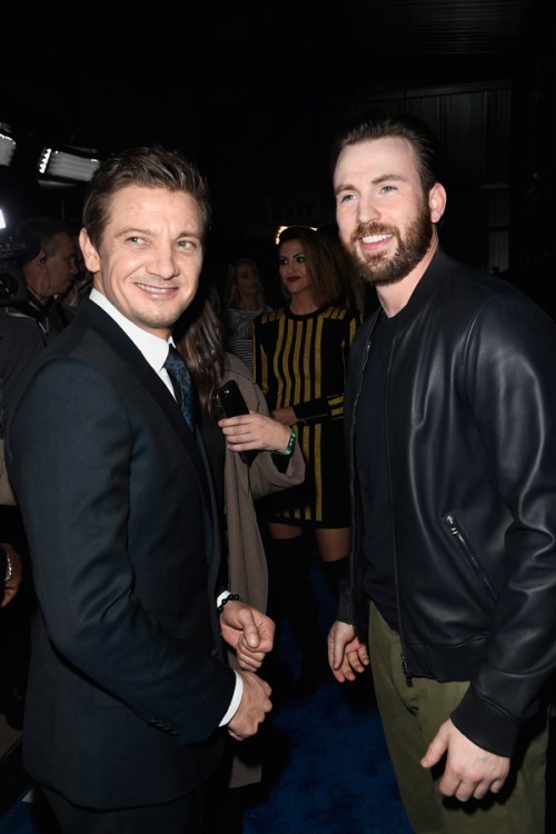 Actors Jeremy Renner (L) and Chris Evans attend the 2017 DIRECTV NOW Super Saturday Night Concert at Club Nomadic on February 4, 2017 in Houston, Texas. (Photo: Frazer Harrison/Getty)