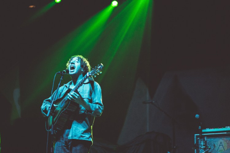 Lewis Del Mar performs at the Palace Theatre in Albany, New York on February 23, 2017. (Photo: Danny DeRusso/Aesthetic Magazine)