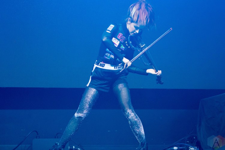 Lindsey Stirling performs at Livewire in Scottsdale, Arizona on February 10, 2017. (Photo: Meghan Lee/Aesthetic Magazine)