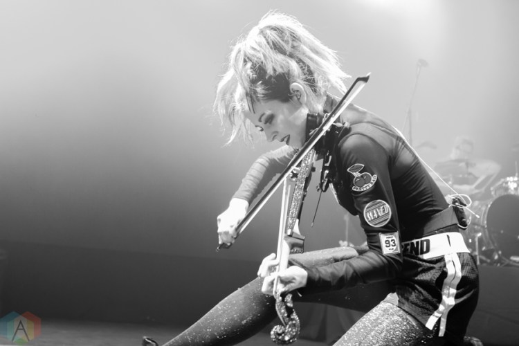 Lindsey Stirling performs at Livewire in Scottsdale, Arizona on February 10, 2017. (Photo: Meghan Lee/Aesthetic Magazine)