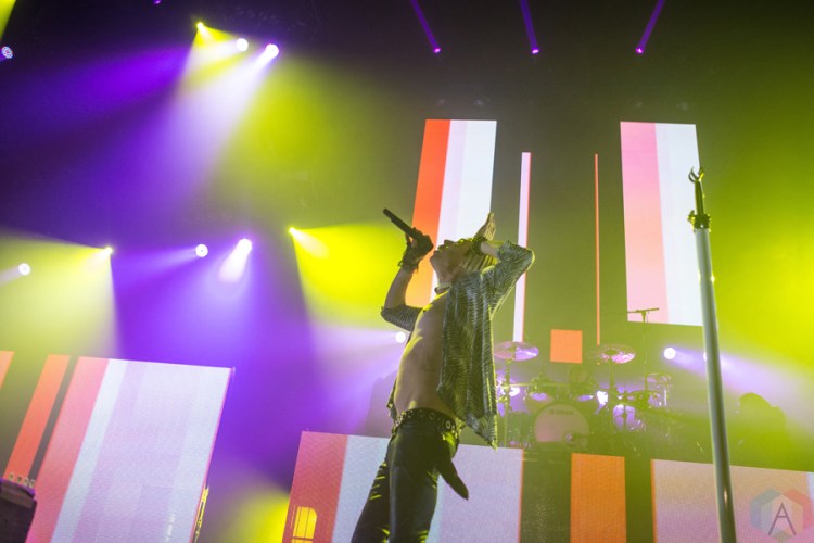 Marianas Trench performs at the Save On Foods Memorial Centre in Victoria, B.C on February 12, 2017. (Photo: Tyson Elder/Aesthetic Magazine)