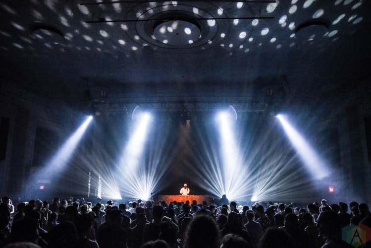 Mercer performs at the Danforth Music Hall in Toronto on February 25, 2017. (Photo: Jaime Espinoza/Aesthetic Magazine)