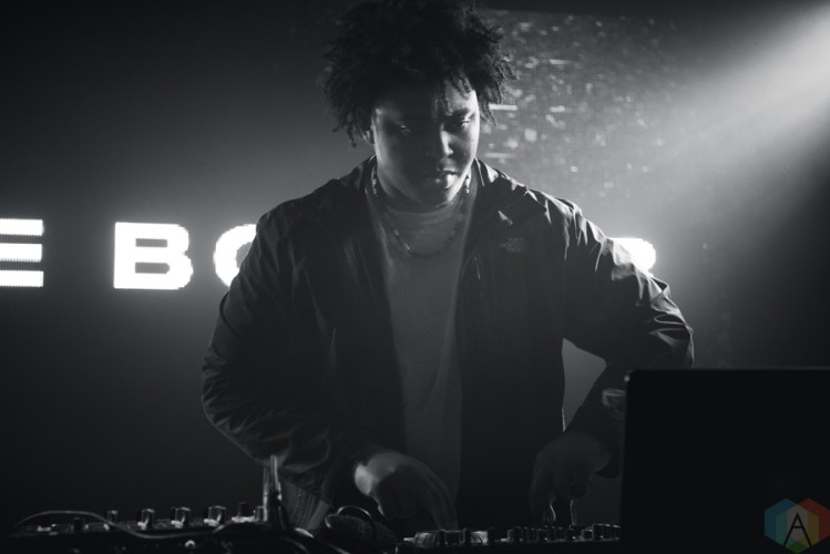 Monte Booker performs at the Velvet Underground in Toronto on February 16, 2017. (Photo: Mike Nguyen/Aesthetic Magazine)