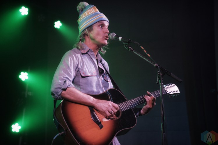 Steve Poltz performs at Hillside Inside in Guelph on February 10, 2017. (Photo: Dan Fischer/Aesthetic Magazine)