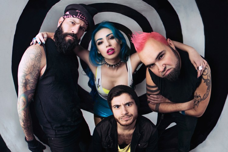 Sumo Cyco.