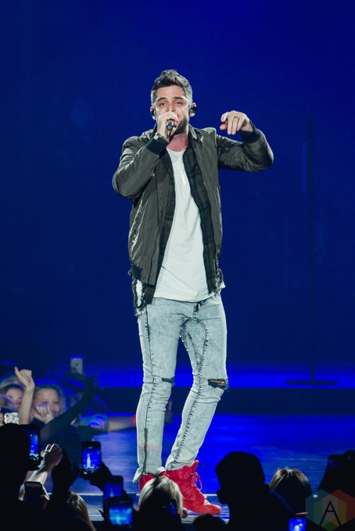 Thomas Rhett performs at the Dow Event Center in Saginaw, MI on February 23, 2017. (Photo: Jennifer Boris/Aesthetic Magazine)