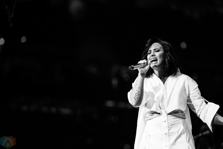 Demi Lovato performs at NRG Park in Houston on March 14, 2017 during the Houston Rodeo. (Photo: Joey Diaz/Aesthetic Magazine)