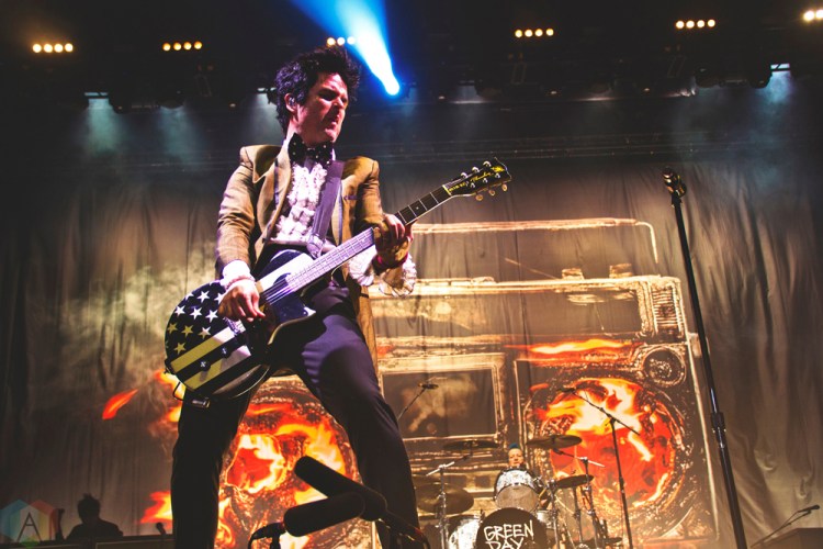 Green Day performs at FirstOntario Centre in Hamilton on March 20, 2017. (Photo: Adam Harrison/Aesthetic Magazine)