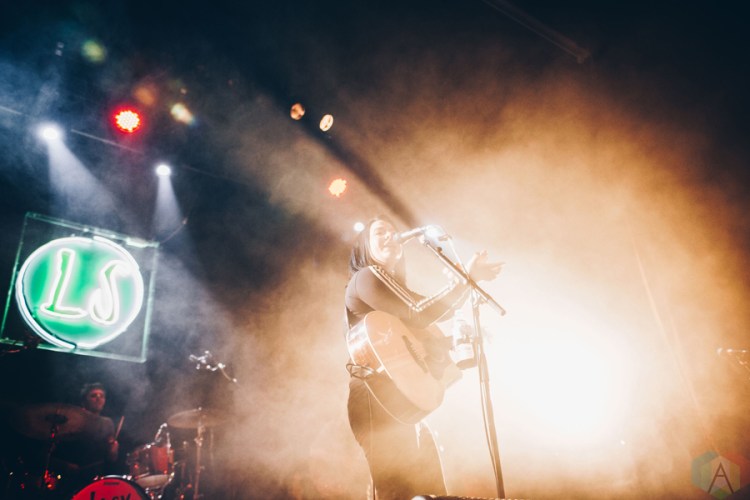 Lucy Spraggan performs at O2 Ritz Manchester in Manchester, UK on March 4, 2017. (Photo: Priti Shikotra/Aesthetic Magazine)