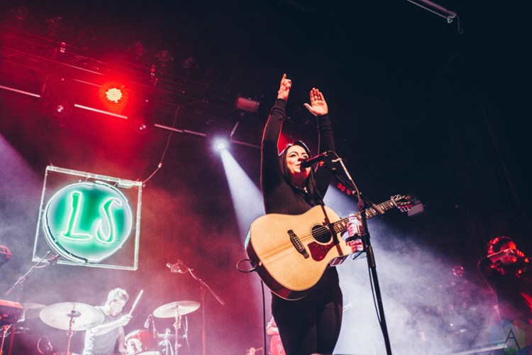 Lucy Spraggan performs at O2 Ritz Manchester in Manchester, UK on March 4, 2017. (Photo: Priti Shikotra/Aesthetic Magazine)