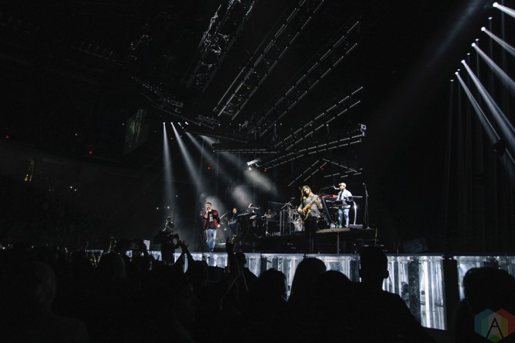 Maroon 5 performs at the FirstOntario Centre in Hamilton on March 1, 2017. (Photo: Stephan Ordonez/Aesthetic Magazine)