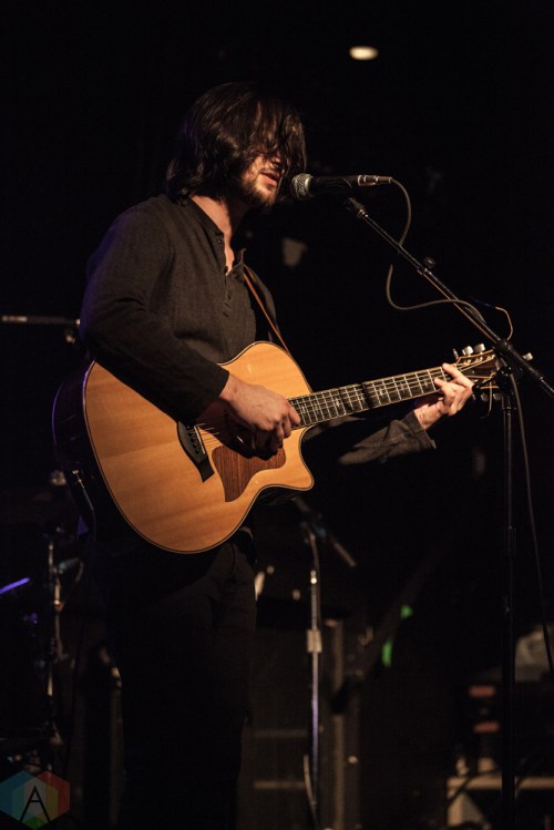 Noah Kahan performs at Lee's Palace in Toronto on March 18, 2017. (Photo: Shahnoor Ijaz/Aesthetic Magazine)