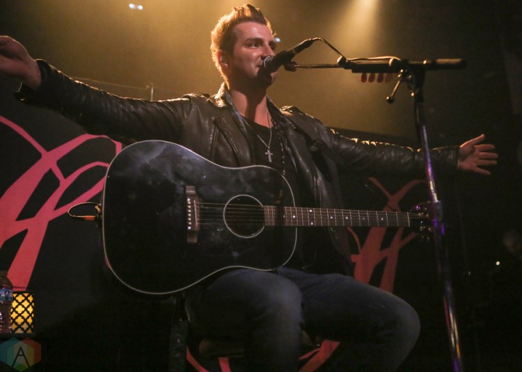 Secondhand Serenade performs at Metro Chicago in Chicago, IL on March 6, 2017. (Photo: Cindi Huang/Aesthetic Magazine)