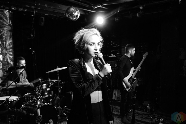 The Foxies perform at The Basement in Nashville on March 3, 2017. (Photo: Sean McHugh/Aesthetic Magazine)