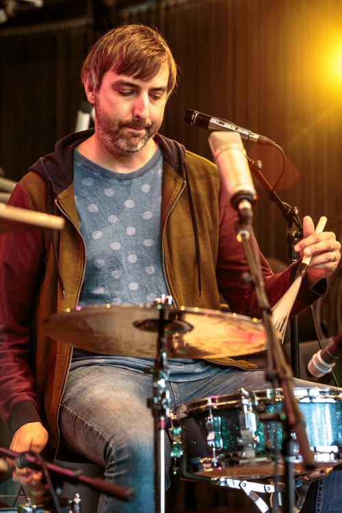 The New Pornographers perform at 102.1 The Edge in Toronto on March 22, 2017. (Photo: David McDonald/Aesthetic Magazine)