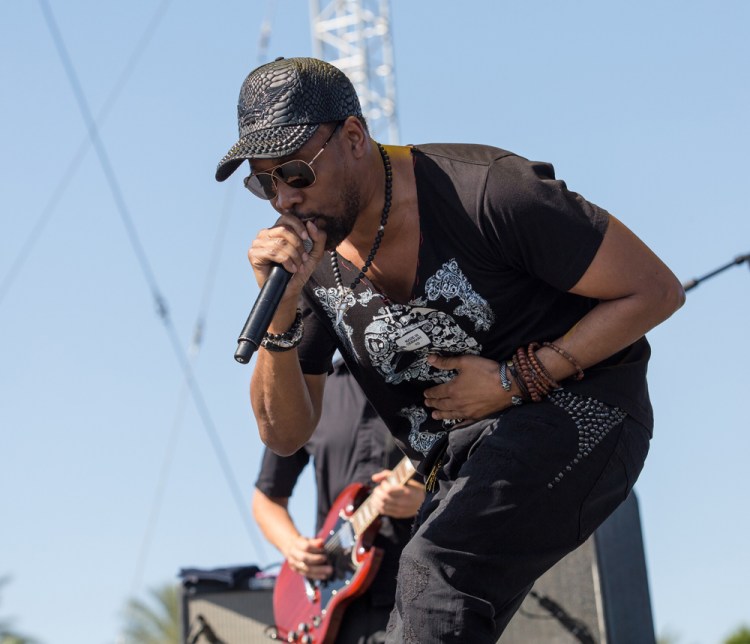 Banks And Steelz performs at the Coachella Music Festival in Indio, California on April 15, 2017. (Photo: Erik Voake)