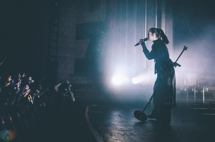Banks performs at the Vogue Theatre in Vancouver on April 17, 2017. (Photo: Timothy Nguyen/Aesthetic Magazine)