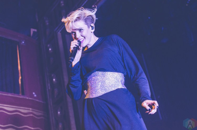 Betty Who performs at Webster Hall in New York City on April 14, 2017. (Photo: Saidy Lopez/Aesthetic Magazine)