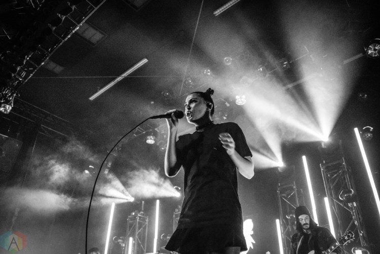 Bishop Briggs performs at the El Rey Theatre in Los Angeles on April 13, 2017. (Photo: Alx Bear/Aesthetic Magazine)