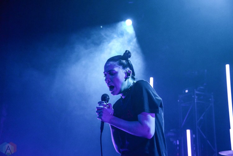 Bishop Briggs performs at the El Rey Theatre in Los Angeles on April 13, 2017. (Photo: Alx Bear/Aesthetic Magazine)