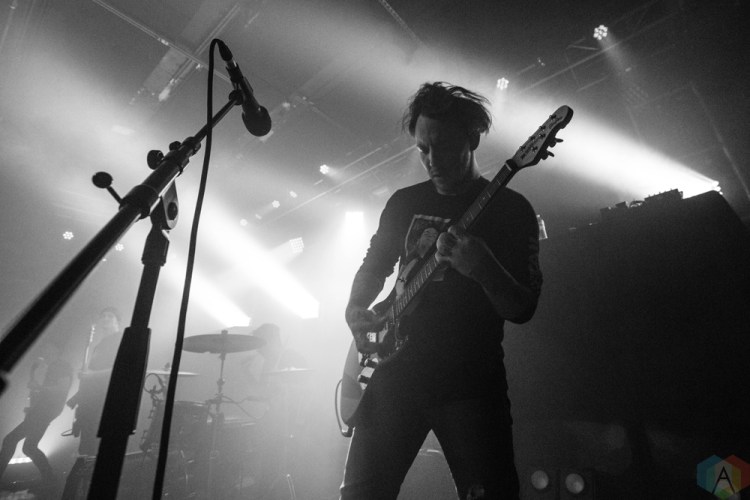 Counterparts performs at Neumos in Seattle on April 3, 2017. (Photo: Daniel Hager/Aesthetic Magazine)