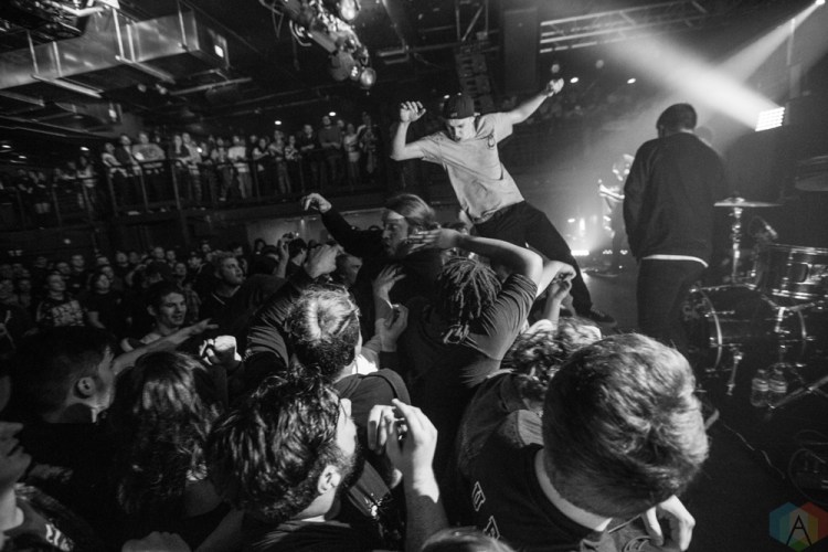 Counterparts performs at Neumos in Seattle on April 3, 2017. (Photo: Daniel Hager/Aesthetic Magazine)