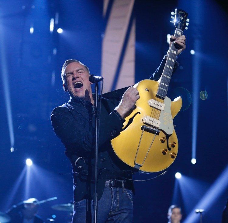 Bryan Adams performs "You Belong to Me" at the 2017 JUNO Awards at the Canadian Tire Centre in Ottawa on April 2, 2017. (Photo: CARAS)