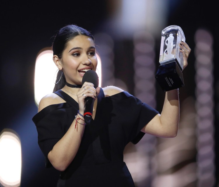 Alessia Cara appears at the 2017 JUNO Awards at the Canadian Tire Centre in Ottawa on April 2, 2017. (Photo: CARAS)