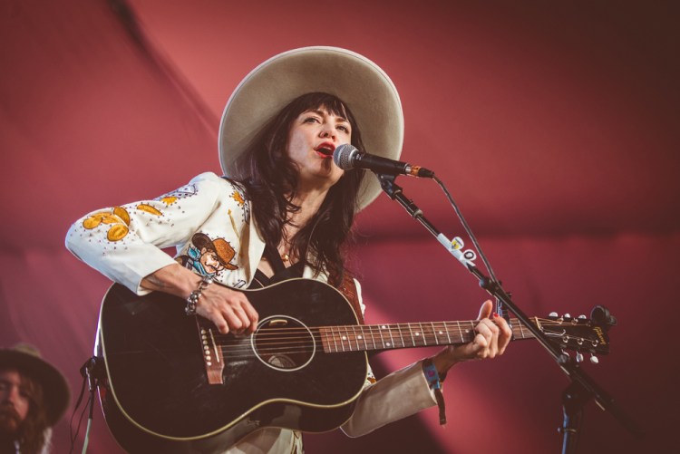 Nikki Lane performs at Stagecoach Festival at the Empire Polo Club in Indio, California on April 29, 2017. (Photo: Michael Drummond)
