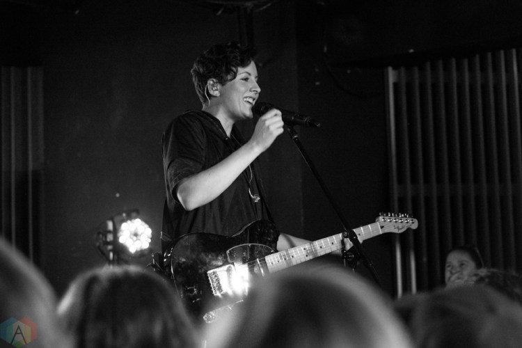 Ria Mae performs at Adelaide Hall in Toronto on April 21, 2017. (Photo: Morgan Hotston/Aesthetic Magazine)