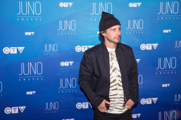 Sam Roberts attends the 2017 JUNO Awards at the Canadian Tire Centre in Ottawa on April 2, 2017. (Photo: Brendan Albert/Aesthetic Magazine)
