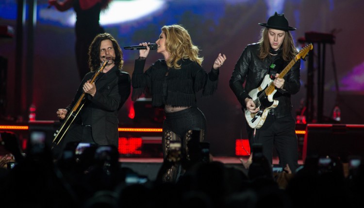 Shania Twain performs at Stagecoach Festival at the Empire Polo Club in Indio, California on April 29, 2017. (Photo: Erik Voake)